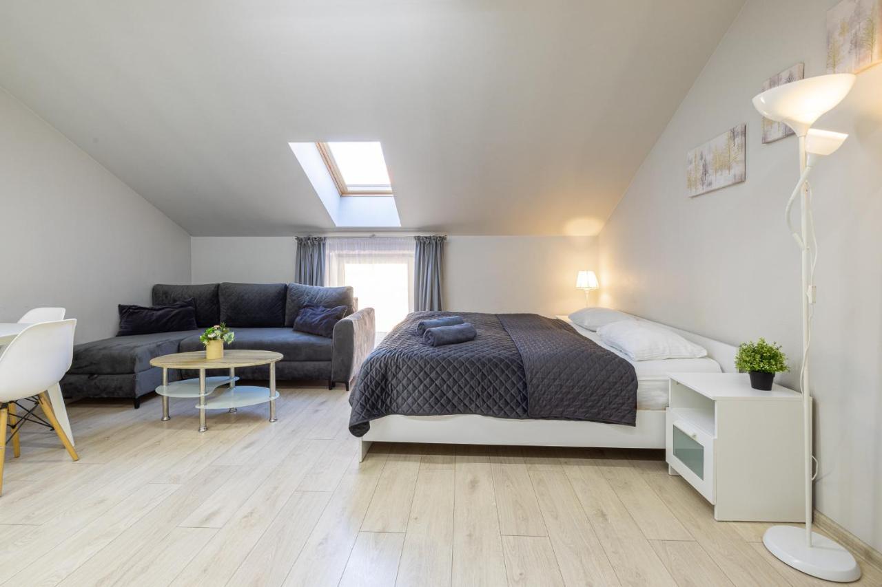 Dharma Stay Apartamentai Telšiai Exterior foto